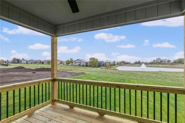18725 W 193rd Street, Spring Hill, KS 66083