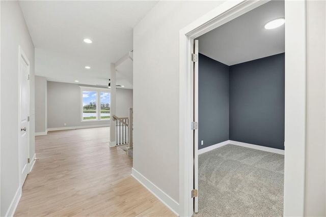 18725 W 193rd Street, Spring Hill, KS 66083