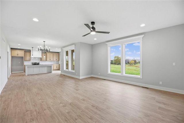 18725 W 193rd Street, Spring Hill, KS 66083