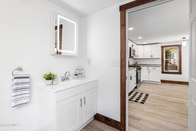 7 Willow Street, Hudson Falls, NY 12839