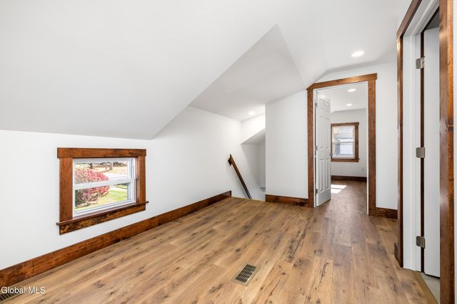 7 Willow Street, Hudson Falls, NY 12839