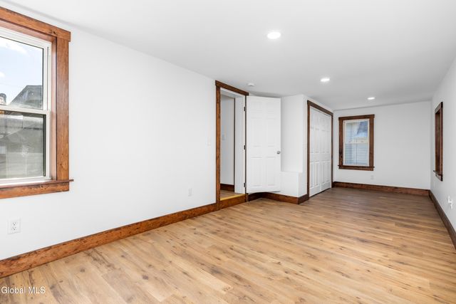 7 Willow Street, Hudson Falls, NY 12839