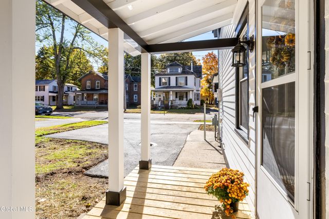 7 Willow Street, Hudson Falls, NY 12839