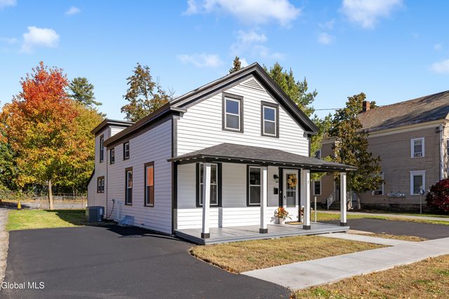 7 Willow Street, Hudson Falls, NY 12839