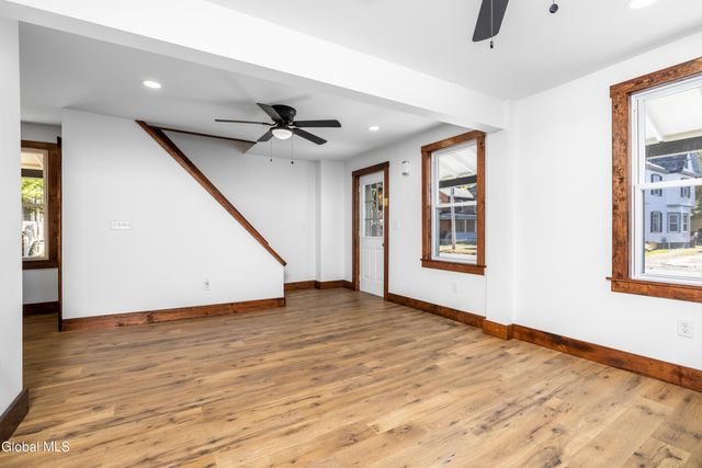 7 Willow Street, Hudson Falls, NY 12839