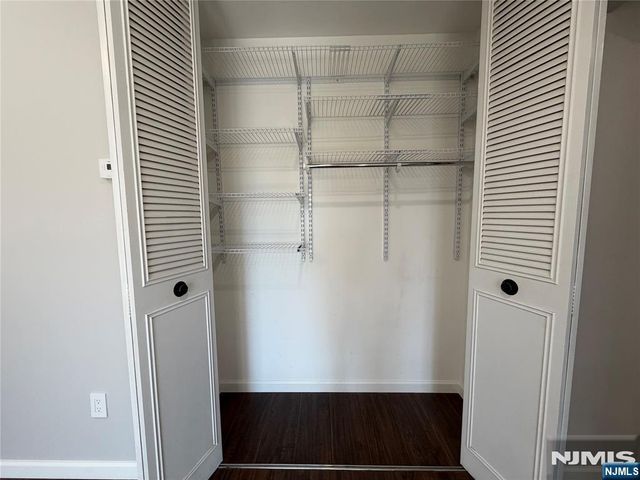 13 River F, Nutley, NJ 07110