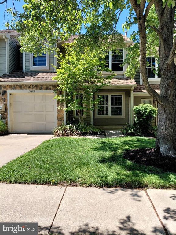 402 MASTERS DR, Blackwood, NJ 08012