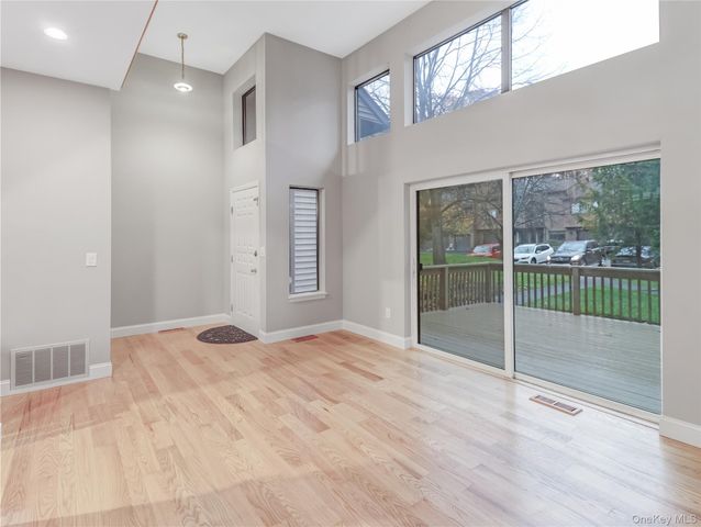 17 Timberline Drive, Nanuet, NY 10954