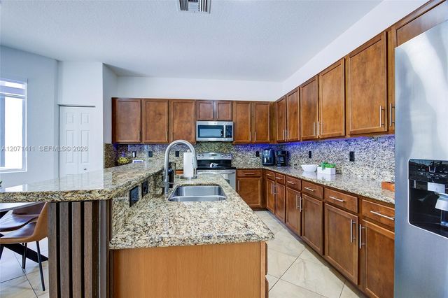 9370 Cobblestone Brooke Court, Boynton Beach, FL 33472