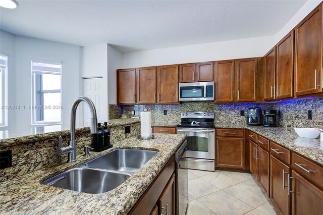 9370 Cobblestone Brooke Court, Boynton Beach, FL 33472