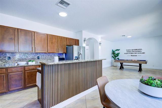 9370 Cobblestone Brooke Court, Boynton Beach, FL 33472