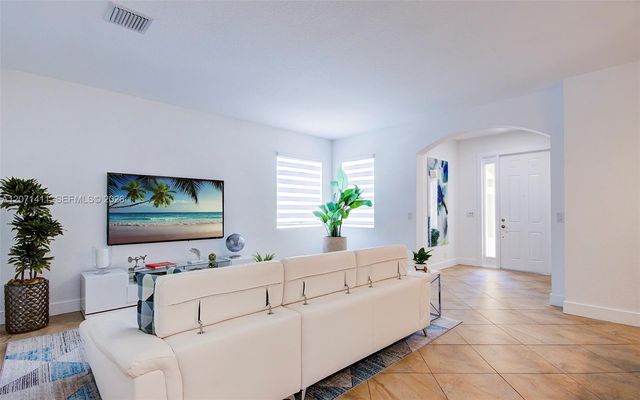 9370 Cobblestone Brooke Court, Boynton Beach, FL 33472