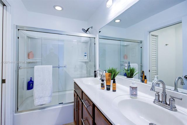 9370 Cobblestone Brooke Court, Boynton Beach, FL 33472