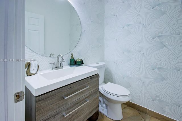 9370 Cobblestone Brooke Court, Boynton Beach, FL 33472
