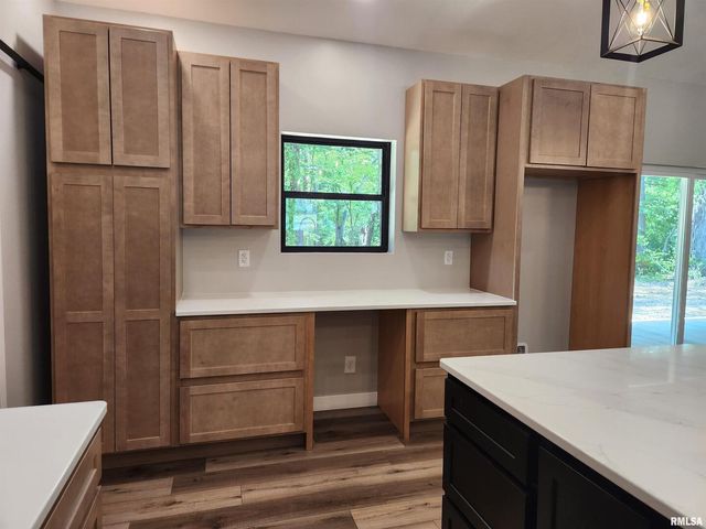 14063 N LINK Lane, Mt Vernon, IL 62864