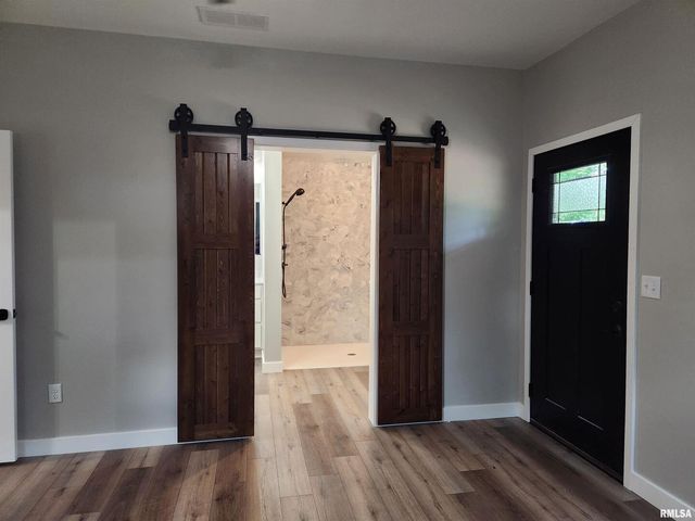 14063 N LINK Lane, Mt Vernon, IL 62864