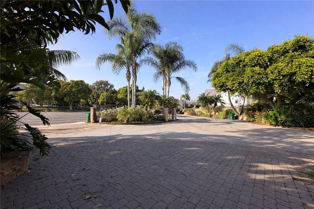 12312 Newport Avenue, Tustin, CA 92705