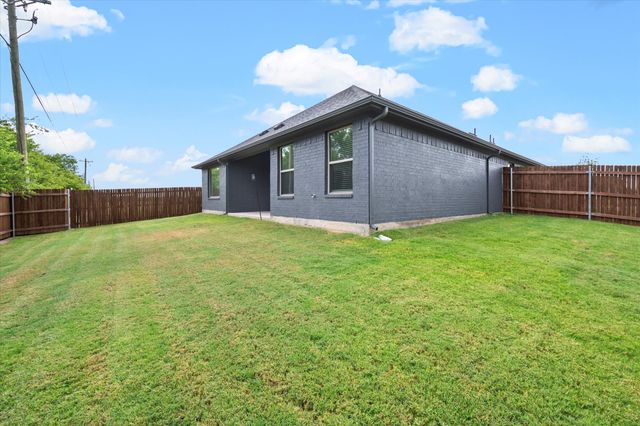 816 Tesslynn Avenue, Godley, TX 76044