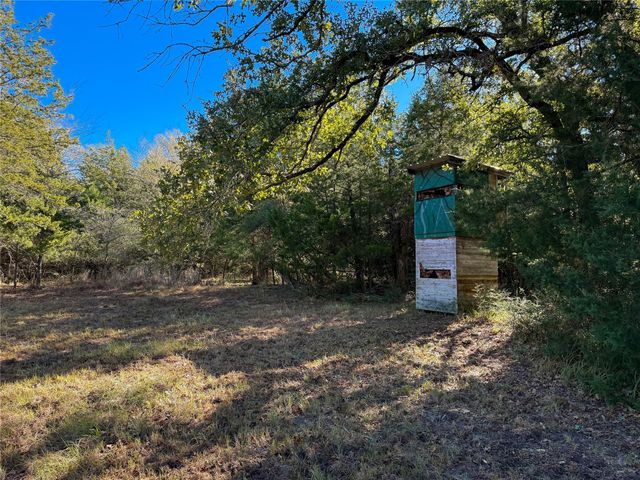 na Cr 325, Jewett, TX 75846