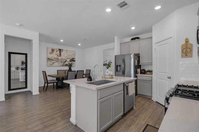 2300 Vanessa Cay Lane, La Porte, TX 77507