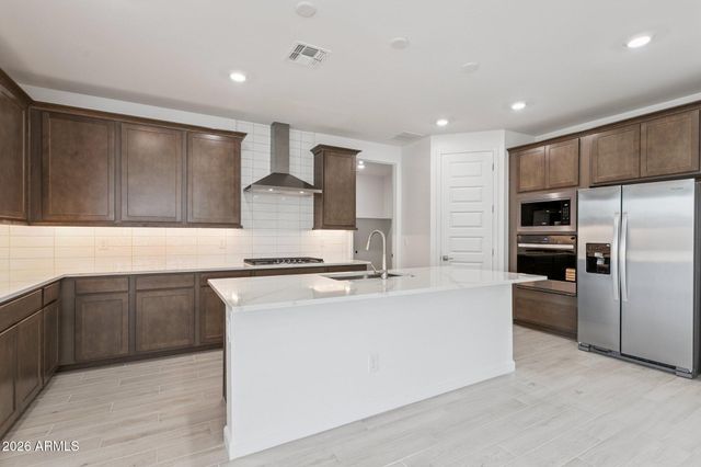 6972 W BUCKHORN Trail, Peoria, AZ 85383