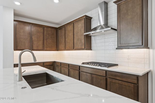 6972 W BUCKHORN Trail, Peoria, AZ 85383