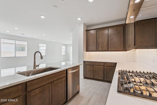 6972 W BUCKHORN Trail, Peoria, AZ 85383