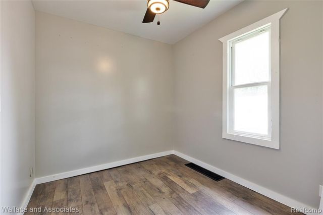 1429 Division Street, Port Huron, MI 48060