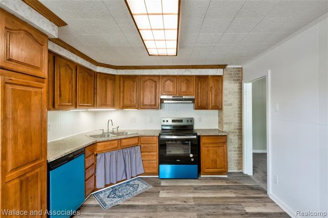 1429 Division Street, Port Huron, MI 48060