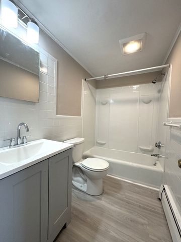 31 Western Ave 19, Gloucester, MA 01930
