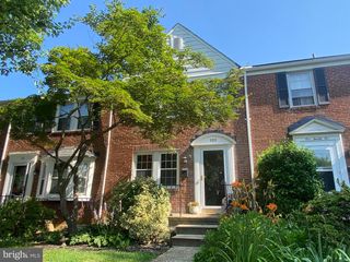 120 HOPKINS RD, Baltimore, MD 21212