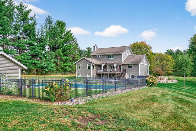 15520 Silverod Street NW, Andover, MN 55304