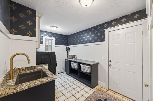 15520 Silverod Street NW, Andover, MN 55304