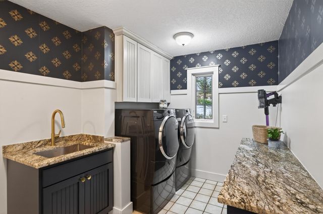 15520 Silverod Street NW, Andover, MN 55304