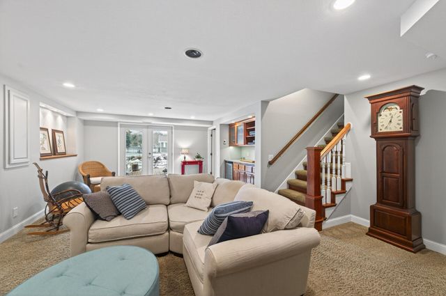 15520 Silverod Street NW, Andover, MN 55304