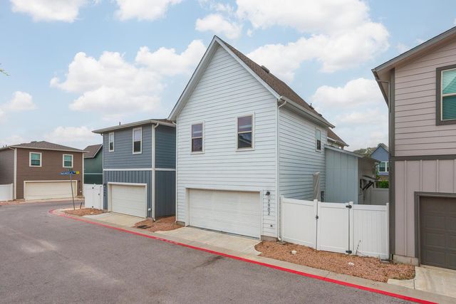 7902 Sutcliffe DR, Austin, TX 78744