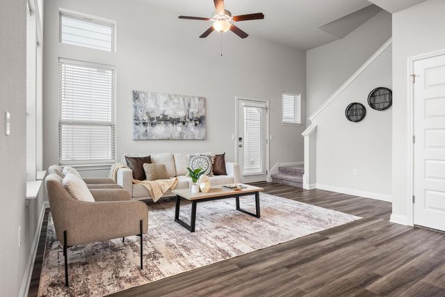 7902 Sutcliffe DR, Austin, TX 78744
