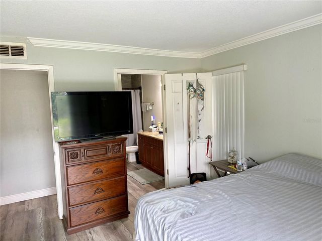 455 ALT 19 S 47, Palm Harbor, FL 34683