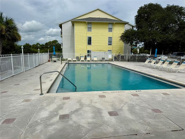 455 ALT 19 S 47, Palm Harbor, FL 34683