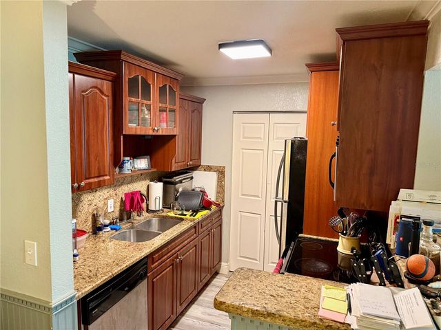 455 ALT 19 S 47, Palm Harbor, FL 34683