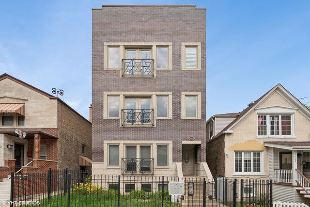 6065 N Ridge Avenue 3, Chicago, IL 60660