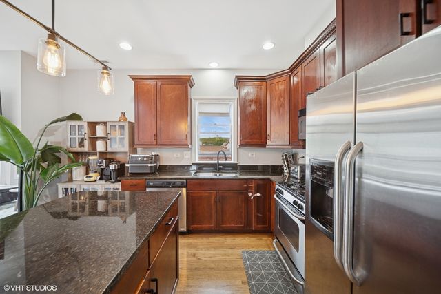 6065 N Ridge Avenue 3, Chicago, IL 60660
