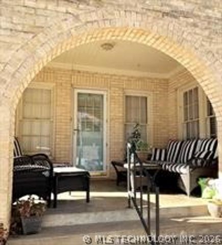 1124 W Elm, Durant, OK 74701