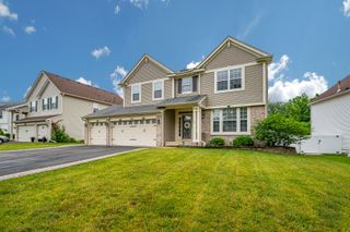 580 Hamilton Lane, North Aurora, IL 60542