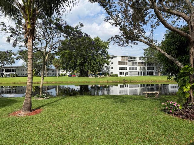 229 E Durham E 229, Deerfield Beach, FL 33442