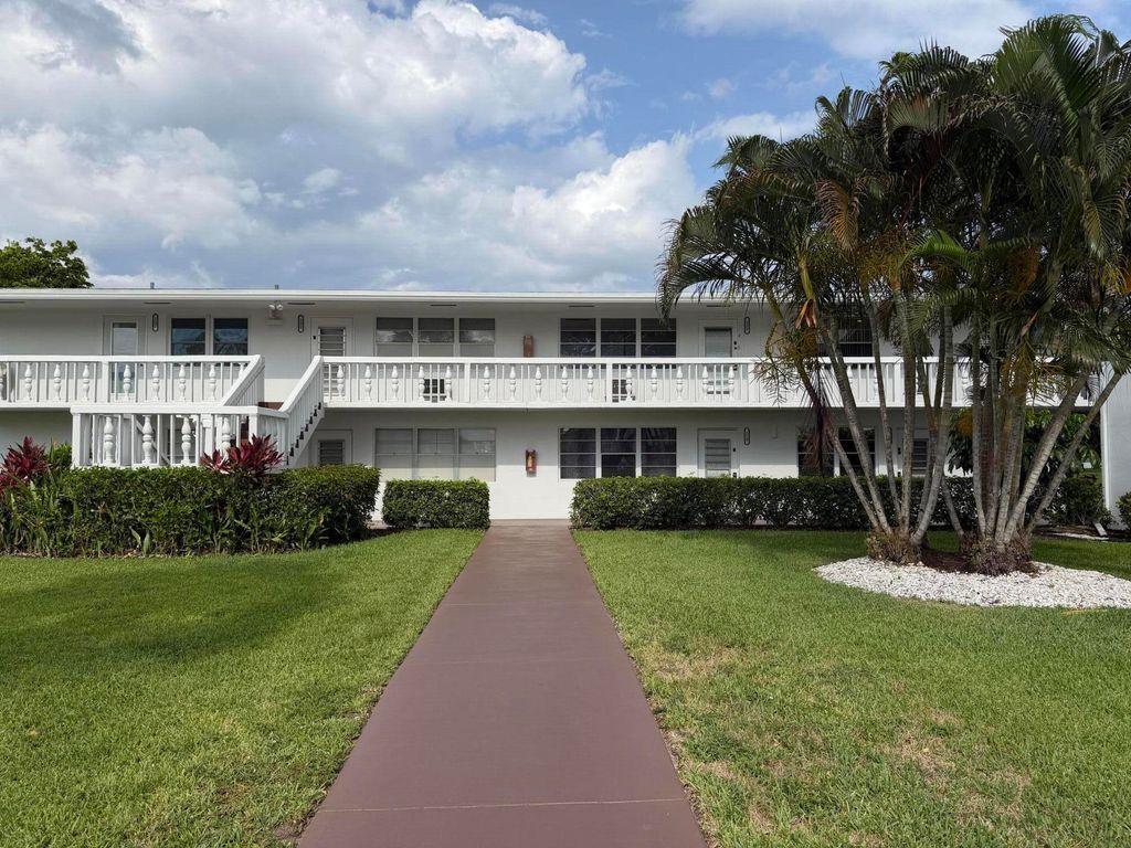 229 E Durham E 229, Deerfield Beach, FL 33442