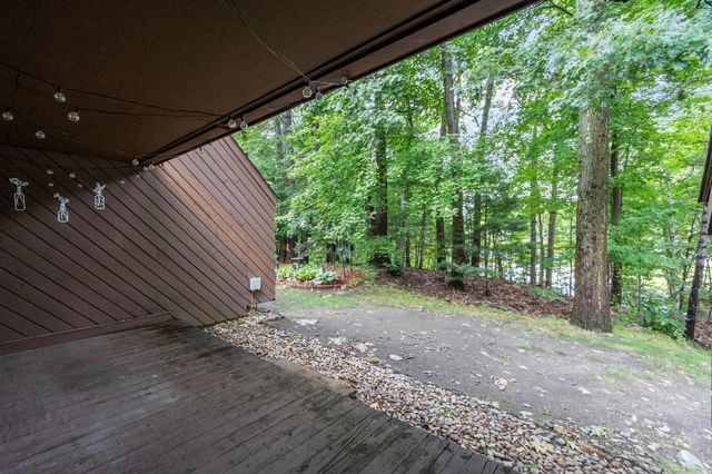 1 Cortez Drive, Nashua, NH 03062