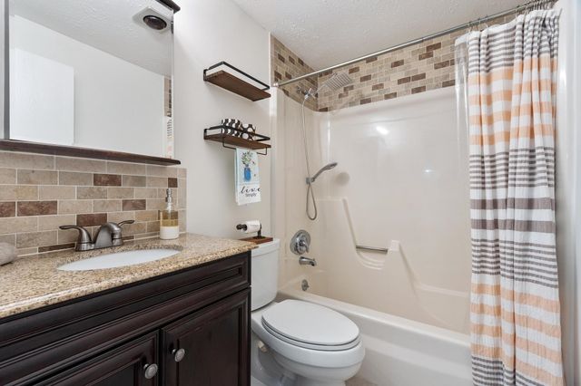 1 Cortez Drive, Nashua, NH 03062