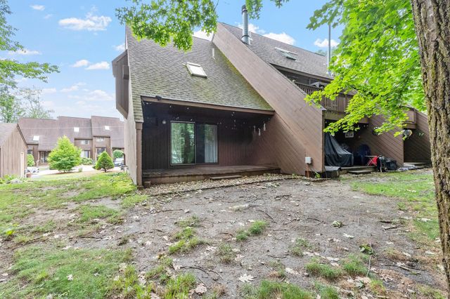 1 Cortez Drive, Nashua, NH 03062