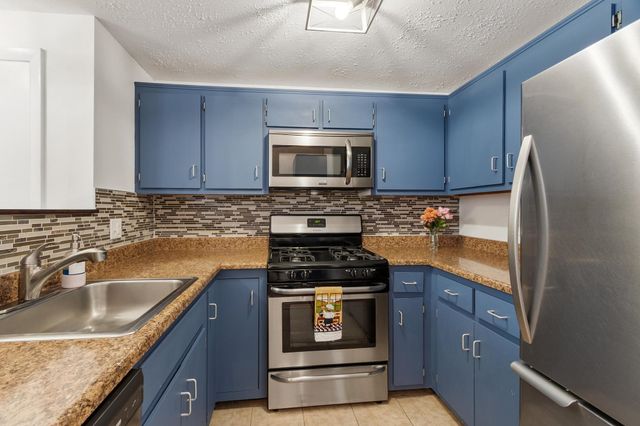 1 Cortez Drive, Nashua, NH 03062